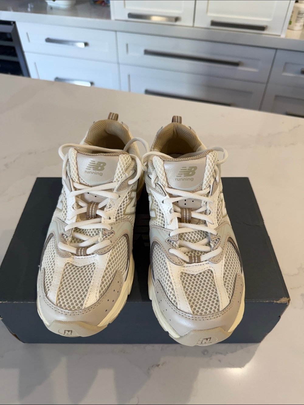 New Balance 530 Beige Angora Off-White/Tan Mesh Trainer Sneakers - Picture 11 of 12